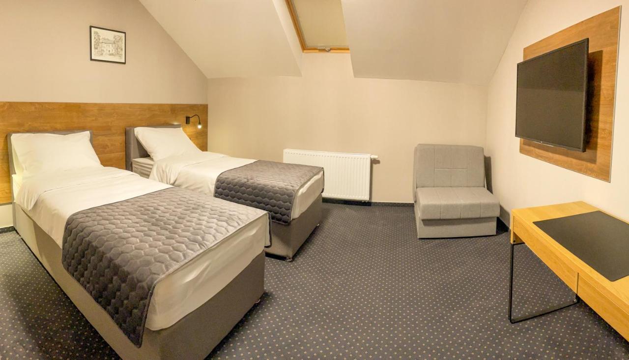 Industrial Belisce Bed & Breakfast Екстериор снимка